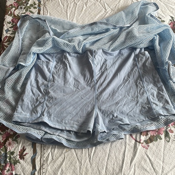 Halara Baby Blue Mesh Skort - Picture 2 of 3